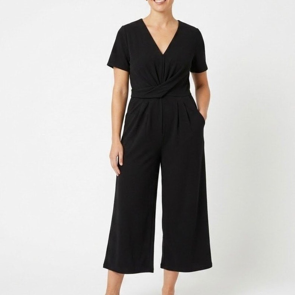 Reitmans Jumpsuit Womens Medium Black Short Sleeve Culotte Wide Leg Romper Chic